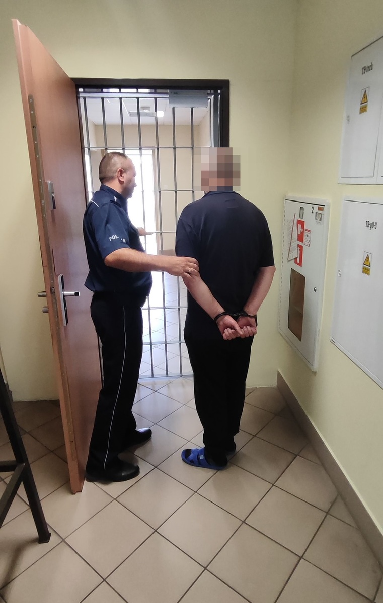 Groził sąsiadowi bronią